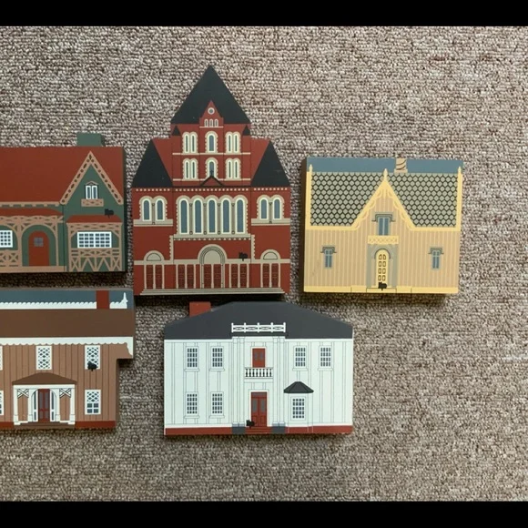 The Cat’s Meow “19th Century Master Builders” Collector’s Club Edition - Picture 2 of 4